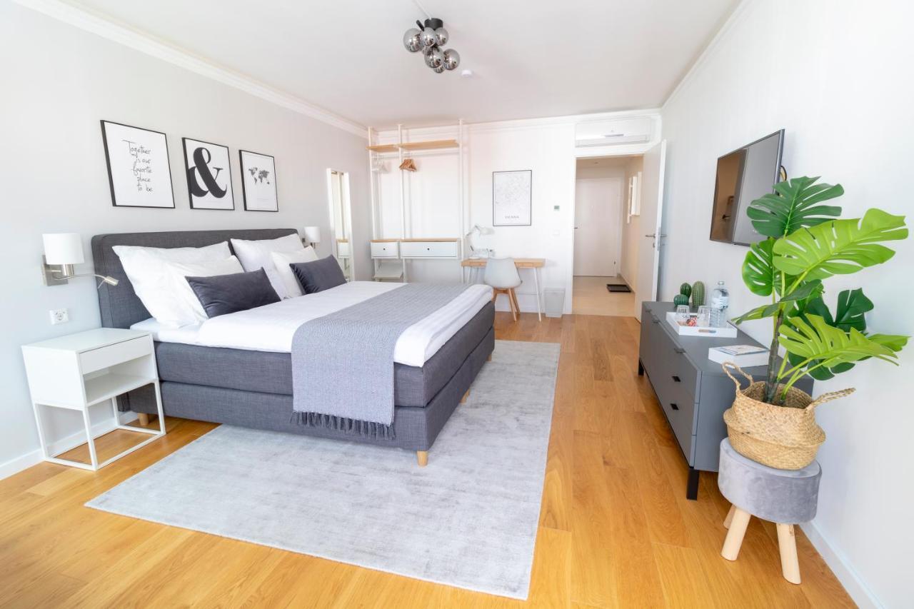 Boutique Sky City Apt. With Balcony / Top Spot Wien Exteriör bild